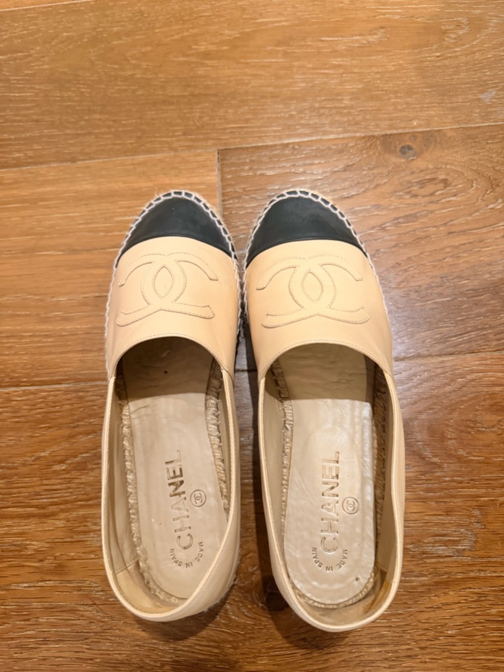 CHANEL Beige and Black Espadrilles - Picture 3 of 5